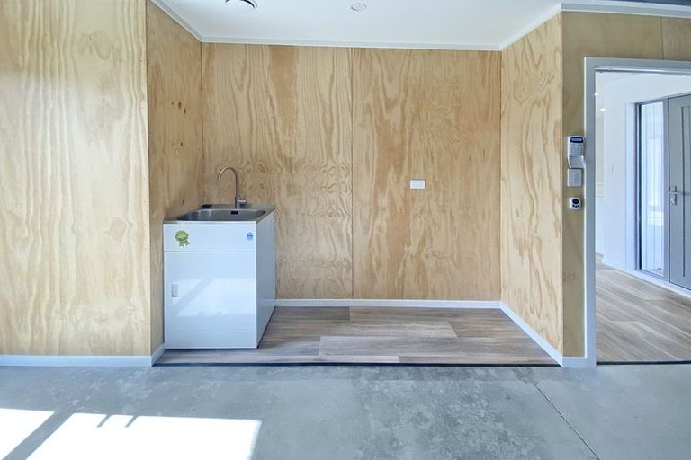 Photo of property in 27a Seddon Street, Takaro, Palmerston North, 4412