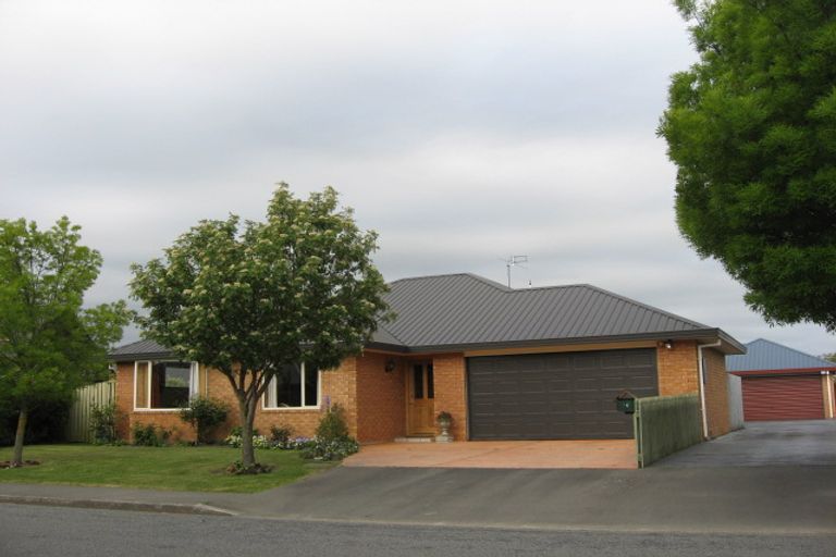 Photo of property in 10 Golding Avenue, Rangiora, 7400