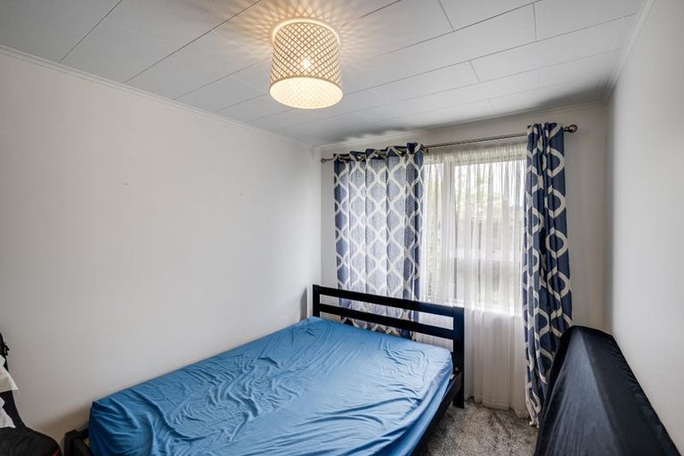 Photo of property in 11 Chester Street, Taradale, Napier, 4112