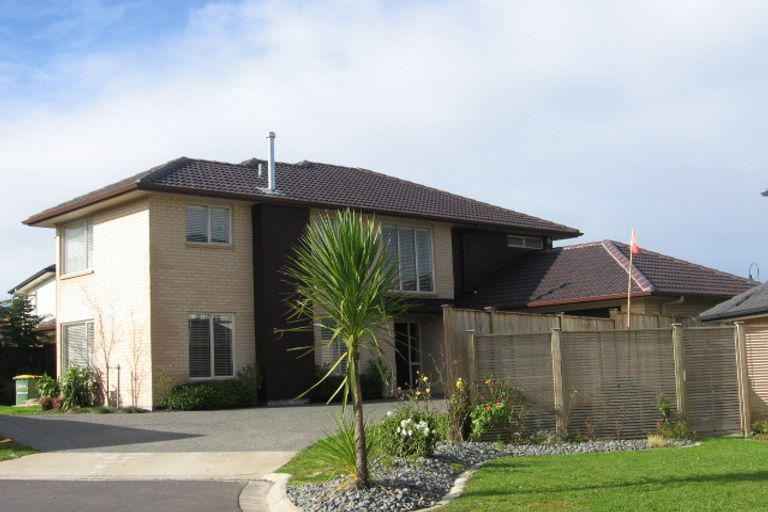 Photo of property in 5 Bowmore Close, Flat Bush, Auckland, 2016