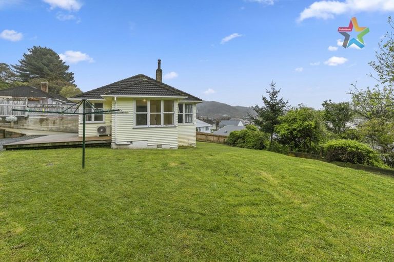 Photo of property in 188b Waddington Drive, Naenae, Lower Hutt, 5011