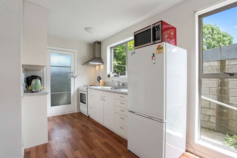 Photo of property in 4/19 Whitmore Street, Edgeware, Christchurch, 8013