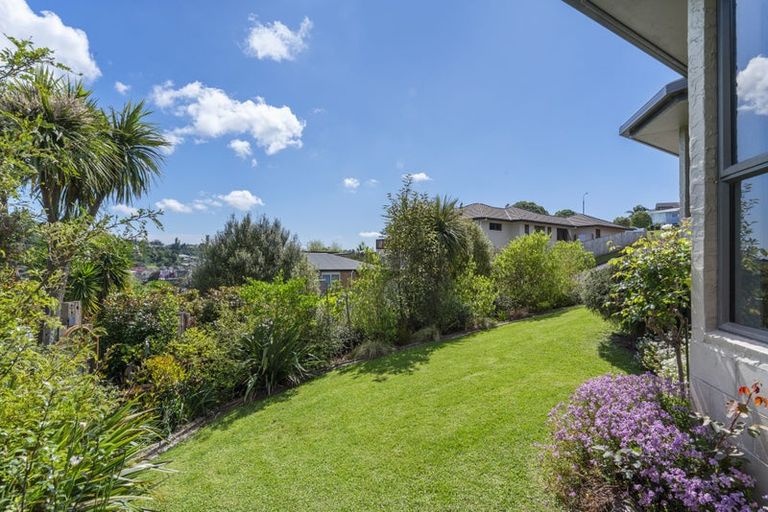 Photo of property in 166 Waterside Drive, Pyes Pa, Tauranga, 3112