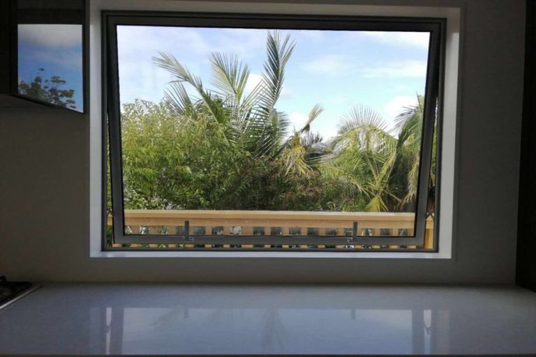 Photo of property in 8 Onepoto Road, Hauraki, Auckland, 0622