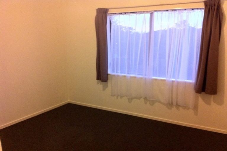 Photo of property in 1/27 Kennington Drive, Clendon Park, Auckland, 2103