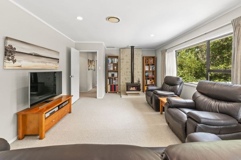 Photo of property in 3 Scarlock Avenue, Browns Bay, Auckland, 0630