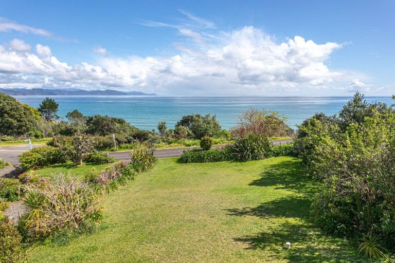 Photo of property in 6 Seavill Park Road, Kuaotunu West, Whitianga, 3592