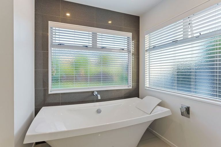 Photo of property in 324 Manly Street, Paraparaumu Beach, Paraparaumu, 5032