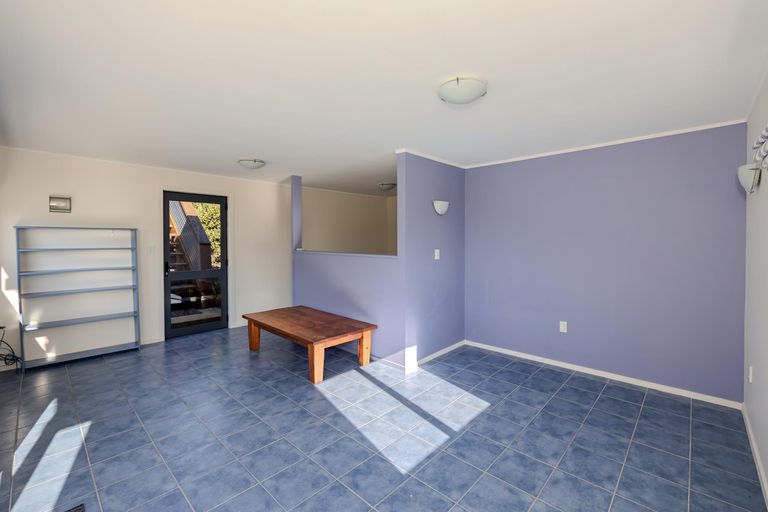 Photo of property in 16a Chambers Street, Kakanui, Oamaru, 9495