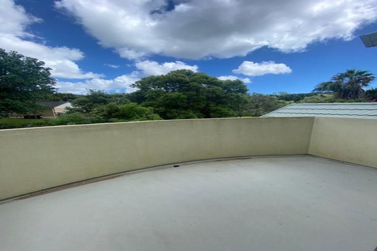 Photo of property in 81 Polo Prince Drive, Totara Park, Manurewa, 2576