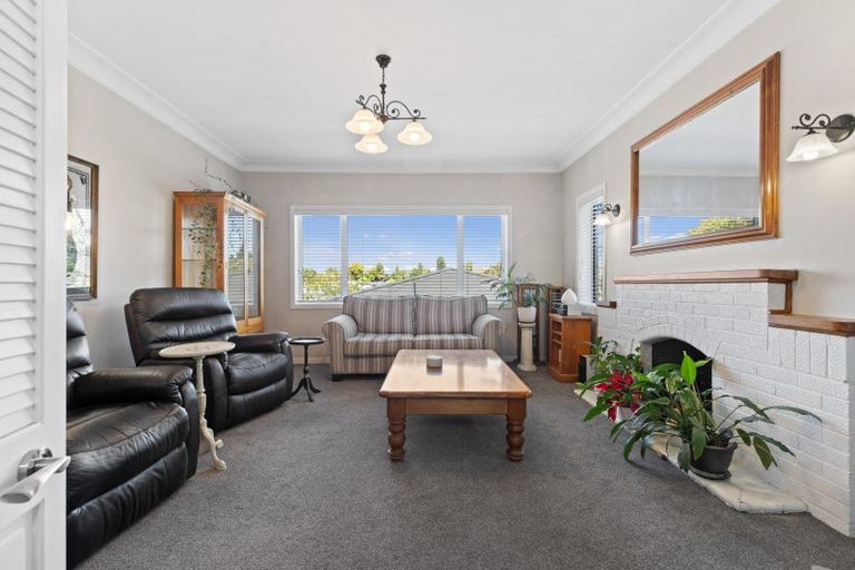 Photo of property in 34 Hinton Avenue, Forest Lake, Hamilton, 3200