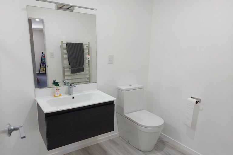 Photo of property in 11 Josland Lane, Wallaceville, Upper Hutt, 5018