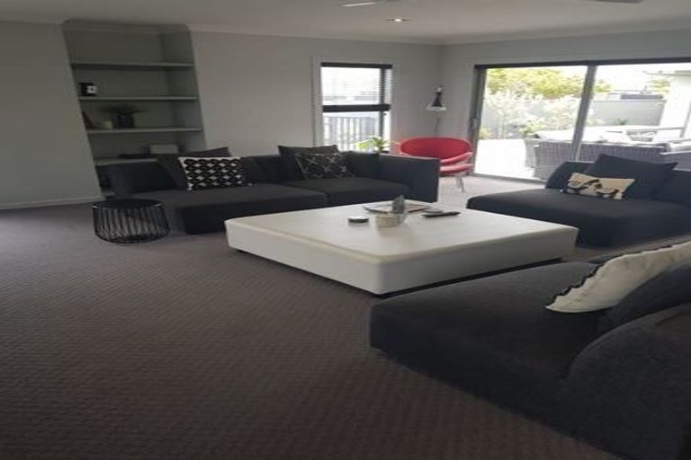 Photo of property in 1 Syrah Place, Greenmeadows, Napier, 4112