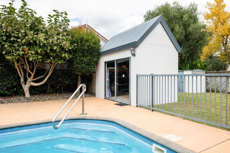 Photo of property in 11 Crowden Place, Harrowfield, Hamilton, 3210