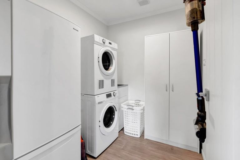 Photo of property in 65 Links Drive, Waiwhakaiho, New Plymouth, 4312