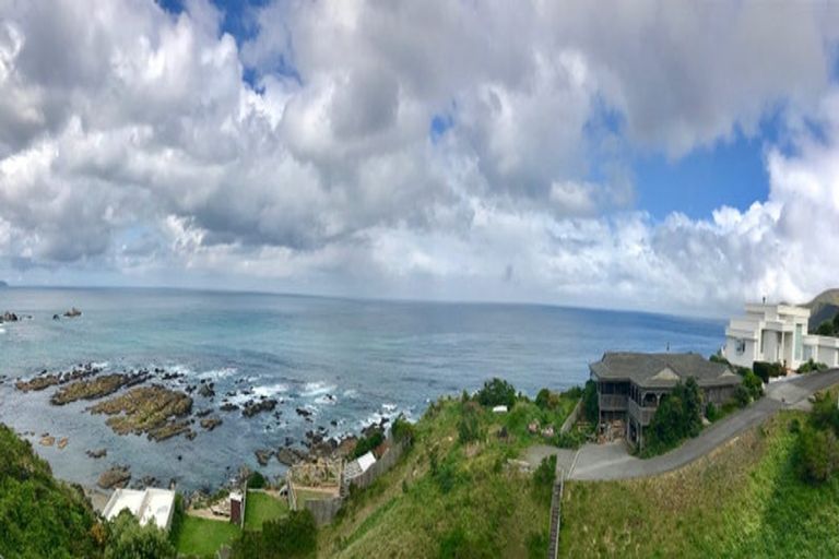 Photo of property in 51 High Street, Island Bay, Wellington, 6023