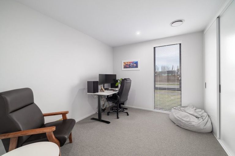 Photo of property in 3 Denny Street, Marshland, Christchurch, 8083