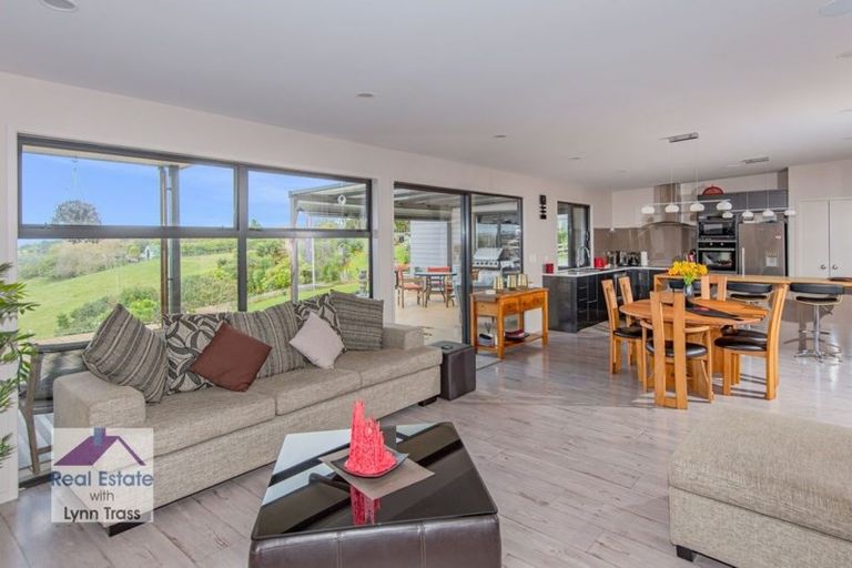 Photo of property in 24 Chatsfield Place, Te Kamo, Whangarei, 0112