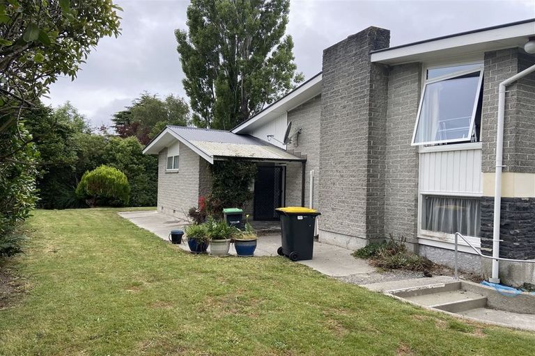 Photo of property in 4 Tuirau Place, Ilam, Christchurch, 8041