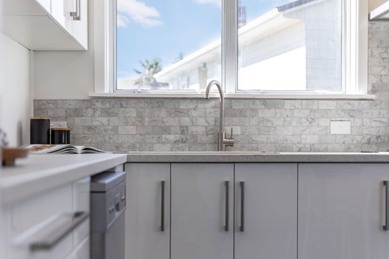 Photo of property in 25 Loongana Street, Waitangirua, Porirua, 5024