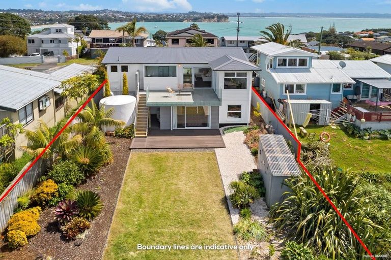 Photo of property in 1003 Whangaparaoa Road, Tindalls Beach, Whangaparaoa, 0930