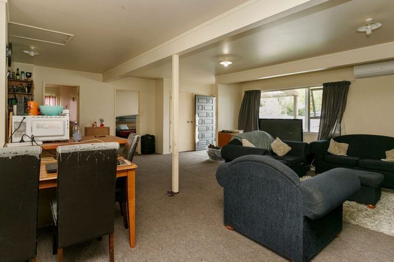 Photo of property in 26 Invergarry Road, Hilltop, Taupo, 3330