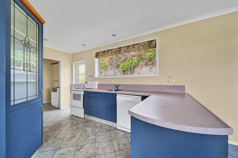 Photo of property in 43a Cumberland Street, Merrilands, New Plymouth, 4312