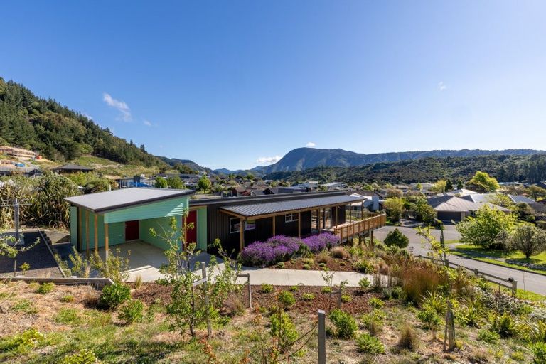 Photo of property in 2 Bell Bird Rise, Picton, 7220