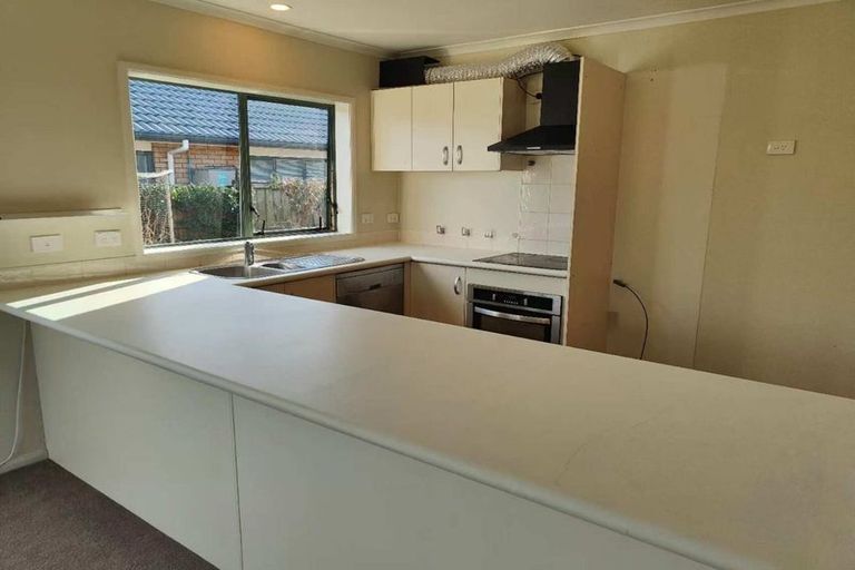 Photo of property in 203 Kilkenny Drive, East Tamaki Heights, Auckland, 2016