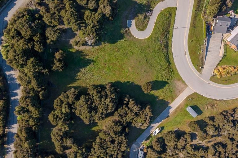 Photo of property in 7 Highfield Ridge, Wanaka, 9305