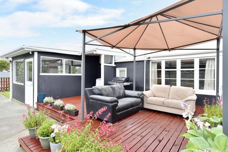 Photo of property in 72 Bamford Street, Woolston, Christchurch, 8023