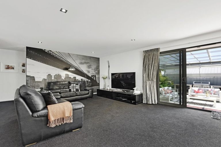 Photo of property in 5 Tussock Place, Stoke, Nelson, 7011