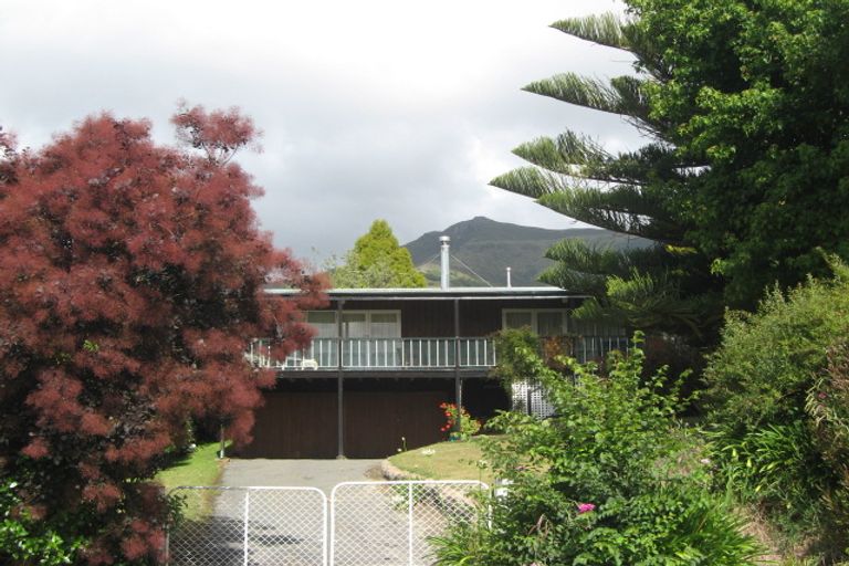Photo of property in 13 Muter Street, Akaroa, 7520