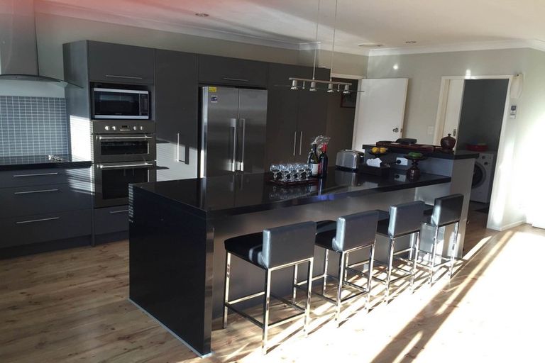 Photo of property in 43 Minaret Drive, Bucklands Beach, Auckland, 2014