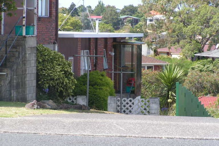 Photo of property in 1/181 Forrest Hill Road, Forrest Hill, Auckland, 0620
