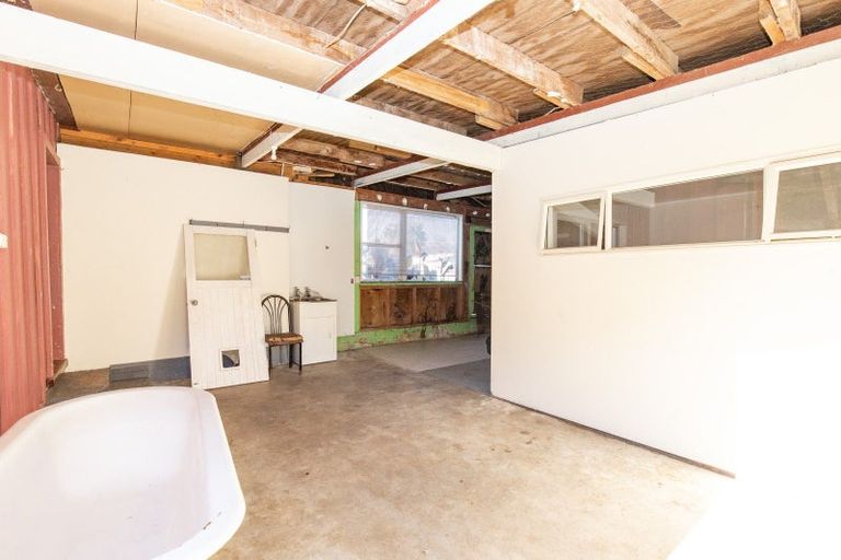 Photo of property in 9 Front Miranda Road, Waitakaruru, Thames, 3576