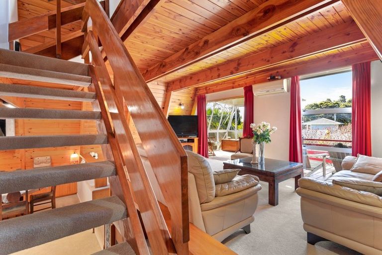 Photo of property in 34 Ferry Parade, Herald Island, Auckland, 0618