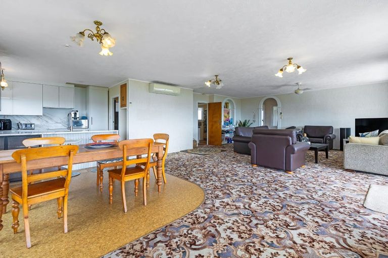 Photo of property in 20 Leslie Road, Cable Bay, 0420