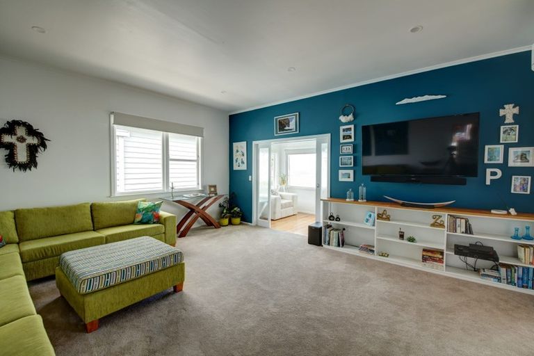 Photo of property in 368 Thames Coast Sh25 Road, Thornton Bay, Thames, 3575