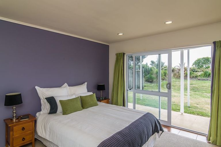 Photo of property in 7 Manly Street, Paraparaumu Beach, Paraparaumu, 5032