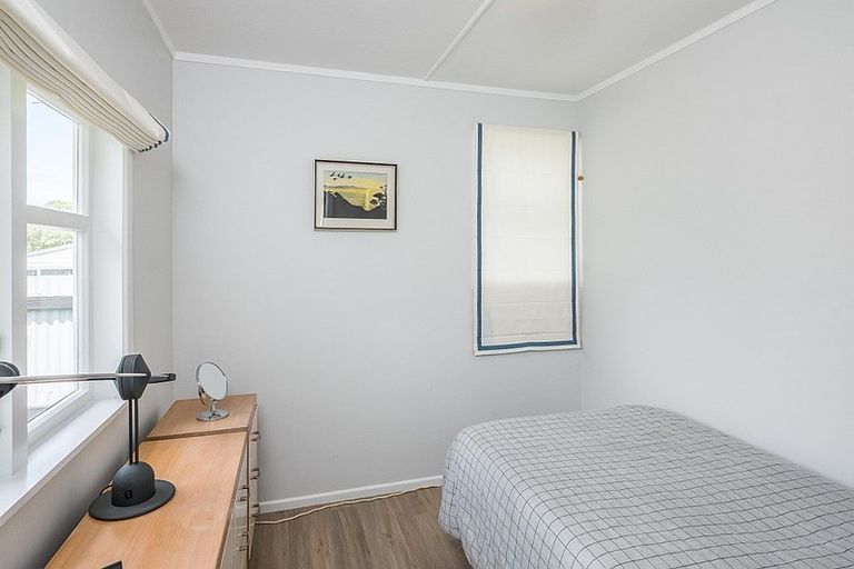 Photo of property in 22 Gawler Street, Te Horo Beach, Otaki, 5581
