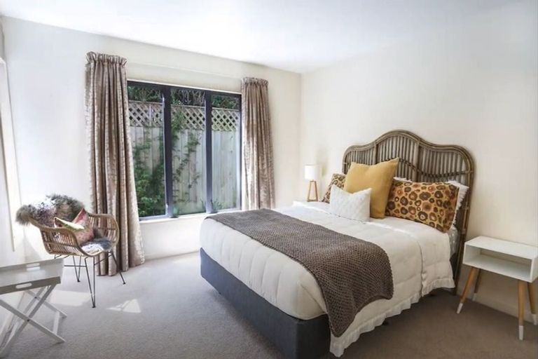 Photo of property in 40a Thornycroft Street, Fendalton, Christchurch, 8052