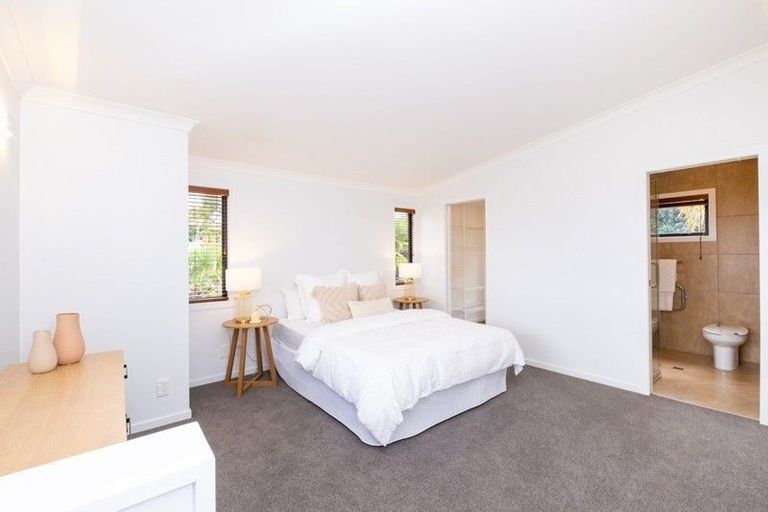Photo of property in 5 Corry Avenue, Bluff Hill, Napier, 4110