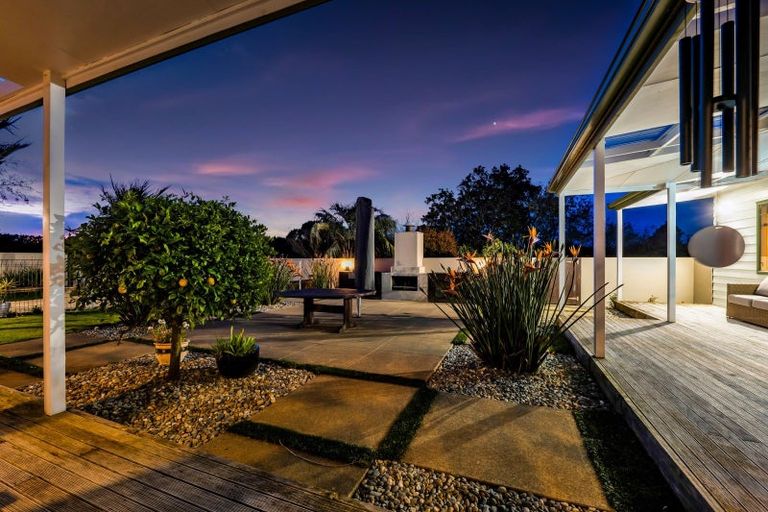 Photo of property in 484 Corbett Road, Lepperton, New Plymouth, 4373