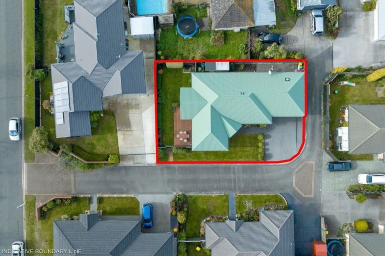 Photo of property in 3 Orca Lane, Parklands, Christchurch, 8083