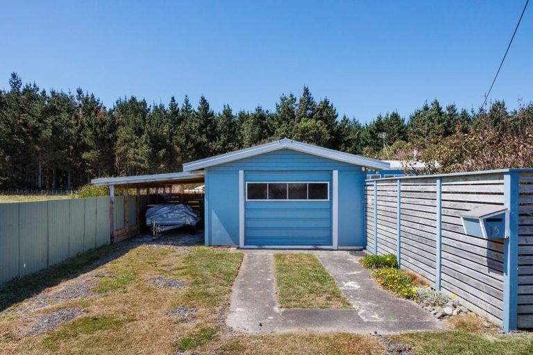 Photo of property in 15 Ferry Street, Foxton Beach, Foxton, 4815