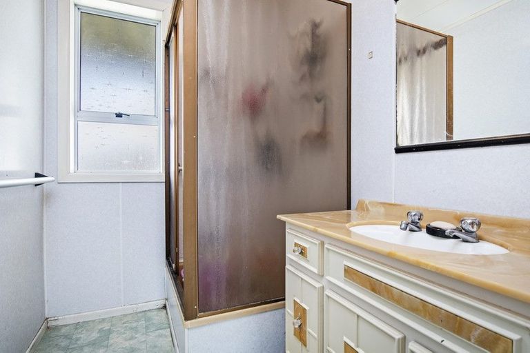 Photo of property in 102 Victoria Street, Pukekohe, 2120