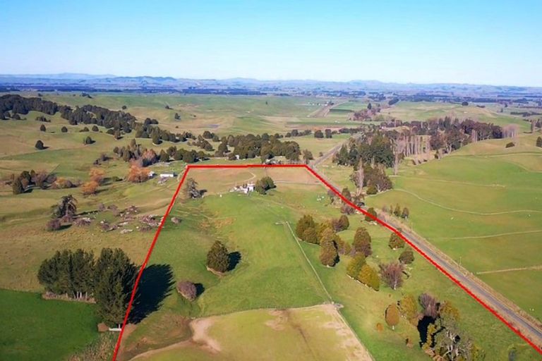 Photo of property in 574 Pettit Valley Road, Ongaonga, 4278