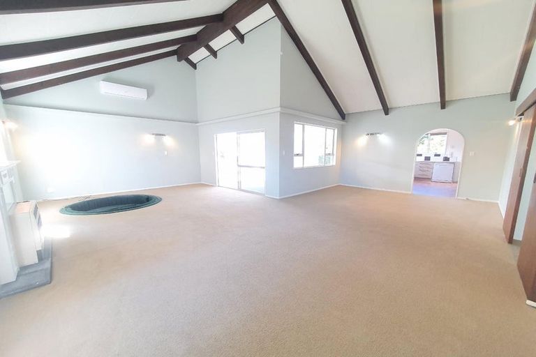 Photo of property in 39 Kaimanawa Street, Kelvin Grove, Palmerston North, 4414