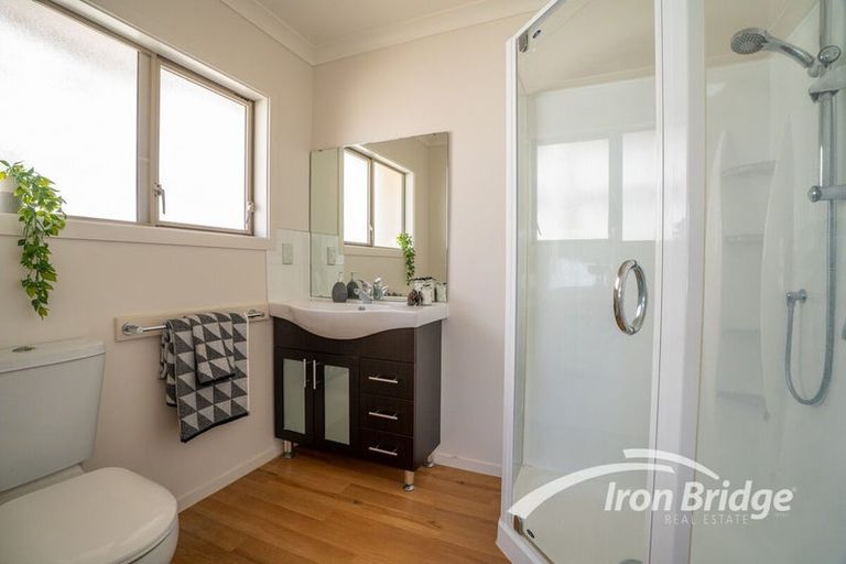 Photo of property in 65 Te Puia Drive, Aotea, Porirua, 5024